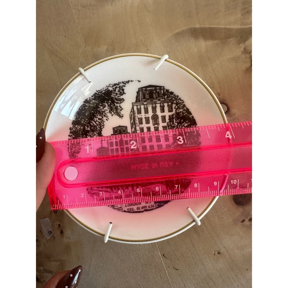 Wedgwood Grosvenor House Park Lane London Bone China Decorative Mini Plate 4.25
